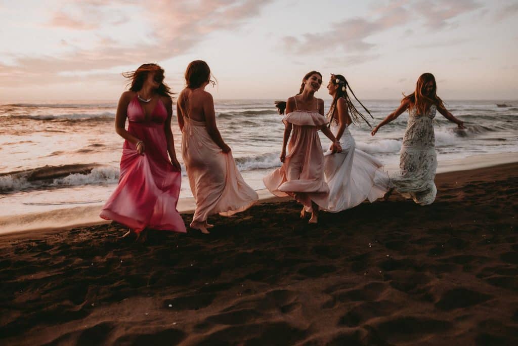 Fotografia de matrimonio. Playa Lobos, Pichilemu. Imágenes del matrimonio de Javi y Felipe. Matrimonio Playero.