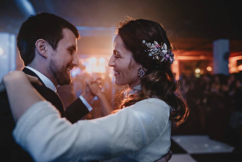 Fotografia de Matrimonio. Estadio Español de Linares. Matrimonio de Pia y Nacho.