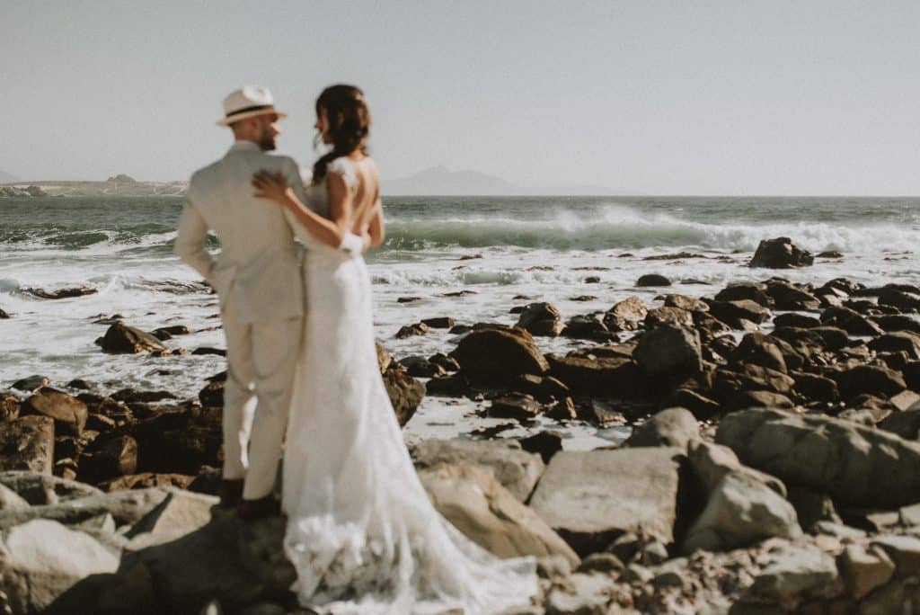 Matrimonio en la Playa de Totoralillo, región de Coquimbo, Chile. Fotografia de Matrimonio. Alma Studios.