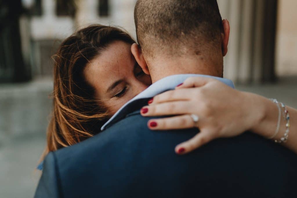 Valparaiso, Sesión de Fotos. Dafna & Chen celebrando su amor en una sesión fotografica en Valparaiso. Cerro Alegre y Caleta Abarca.