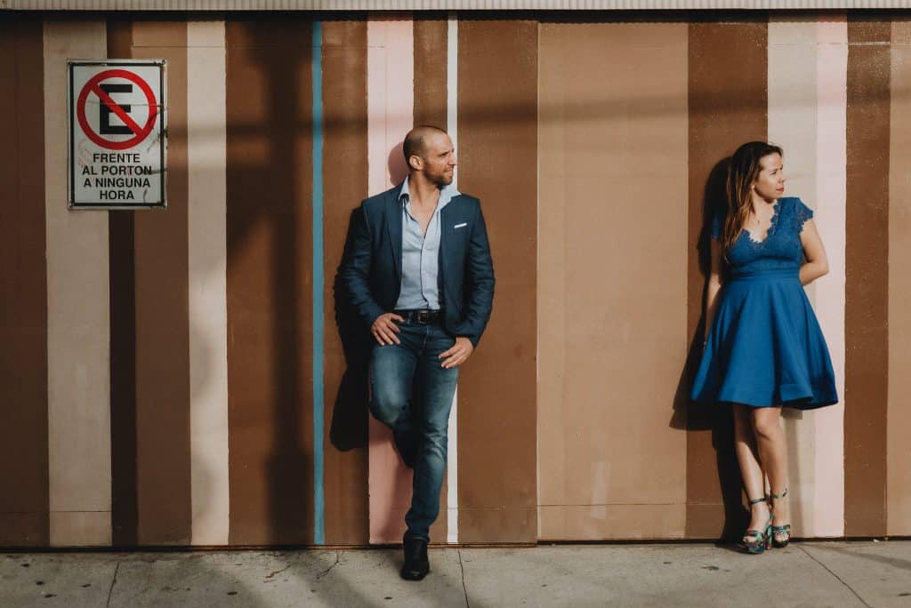 Valparaiso, Sesión de Fotos. Dafna & Chen celebrando su amor en una sesión fotografica en Valparaiso. Cerro Alegre y Caleta Abarca.