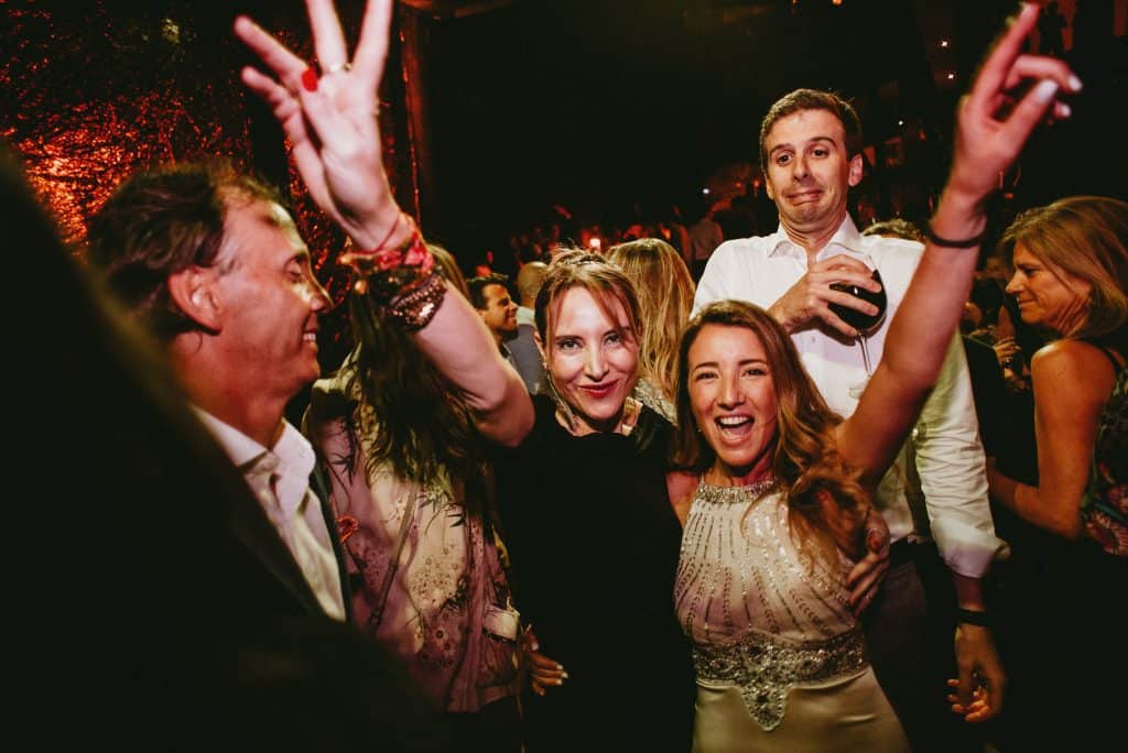 Matri en Zapallar. Fotografías del matrimonio de Coca y Felipe. Matri Intimo en Laguna Zapallar