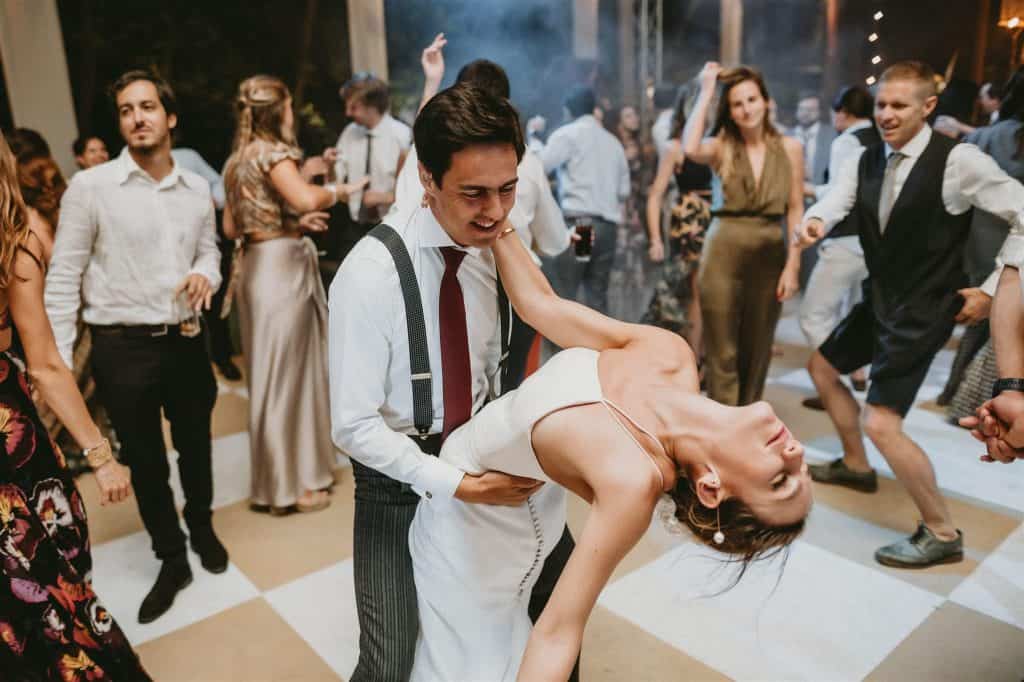 Matrimonio realizado en Viña Tarapaca, en la zona central de Chile. Este es un pequeño resumen del Matri intimo de Cata y Juani.