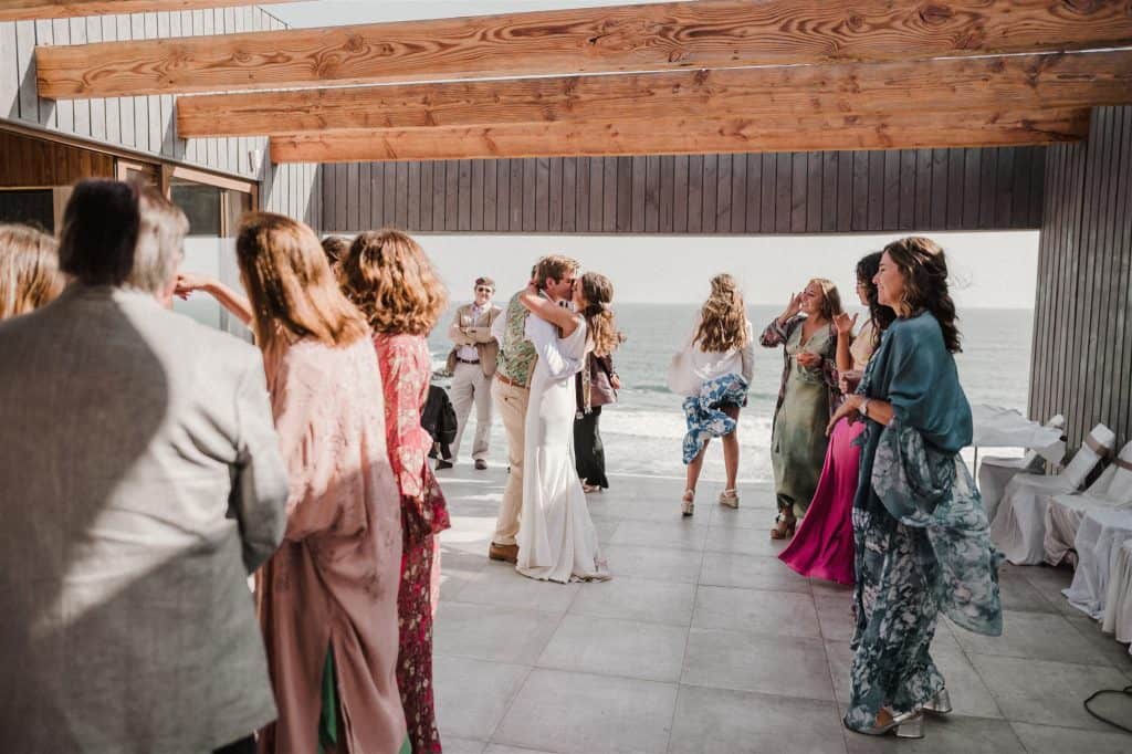 Elopement en Chile. Matri playero de Vale y Sebastian en Huaquen.