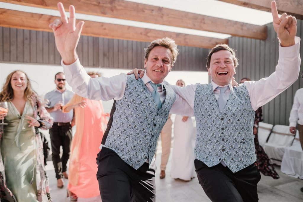 Elopement en Chile. Matri playero de Vale y Sebastian en Huaquen.